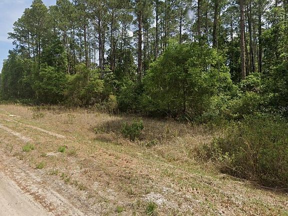 4th image of 136 Shorewood St Lot 4