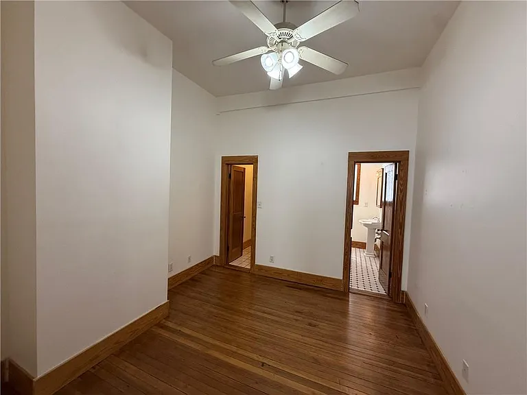 459 Dauphin St #D — Photo 10