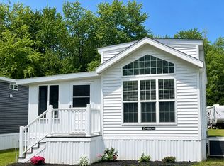 348 Rainbow Shores Rd #T6, Pulaski, NY 13142