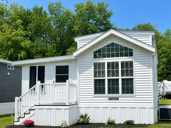 348 Rainbow Shores Rd #T6, Pulaski, NY 13142