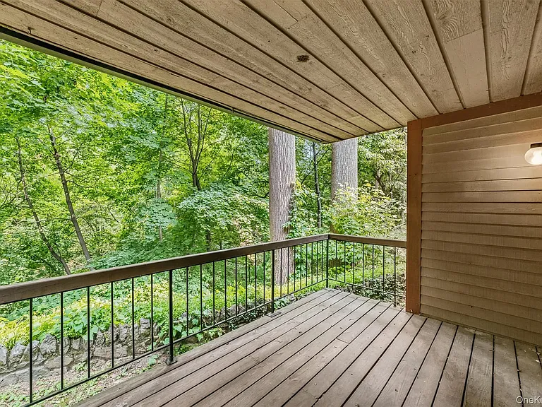 101 Eagle Bay Dr — Photo 21