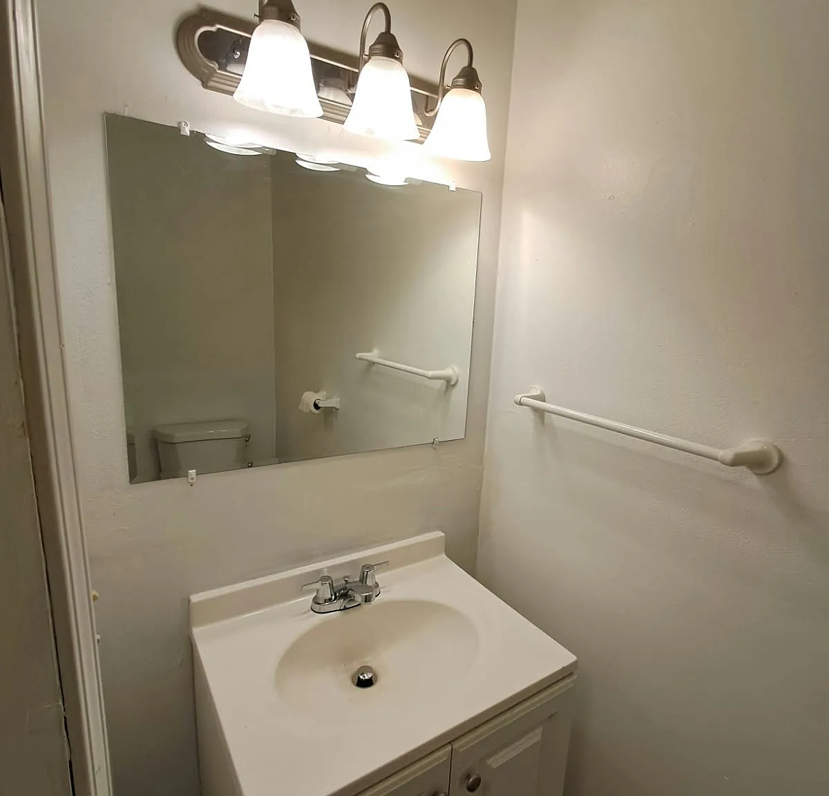 3532 Dorham Place, Unit 3538 — Photo 2