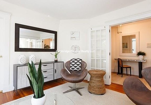 5th image of 7 Centre St #11B