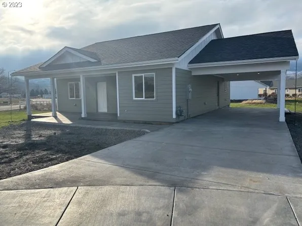 191 Seclusion Dr, Union, OR 97883