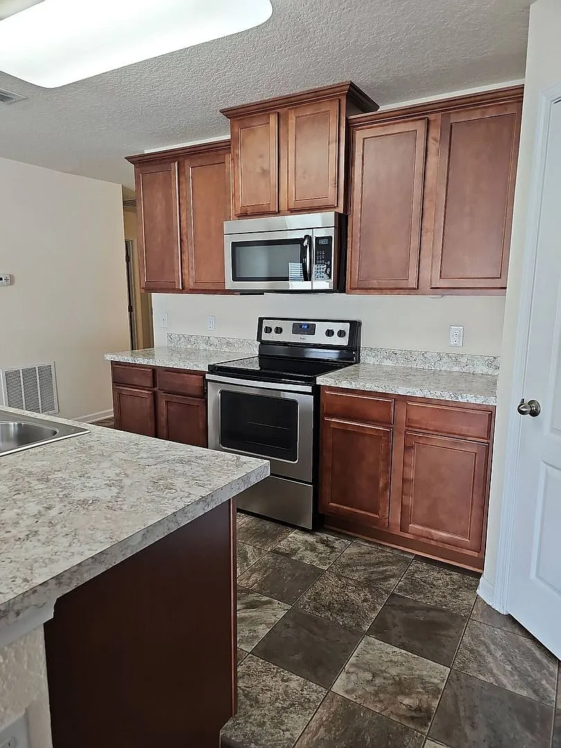 Beautiful 3/2 in Fernandina Beach — Photo 4
