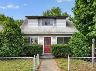 12 Hurd Ave, Saugus, MA 01906
