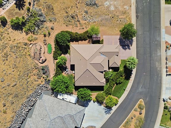 4th image of 2353 W Valley View Dr