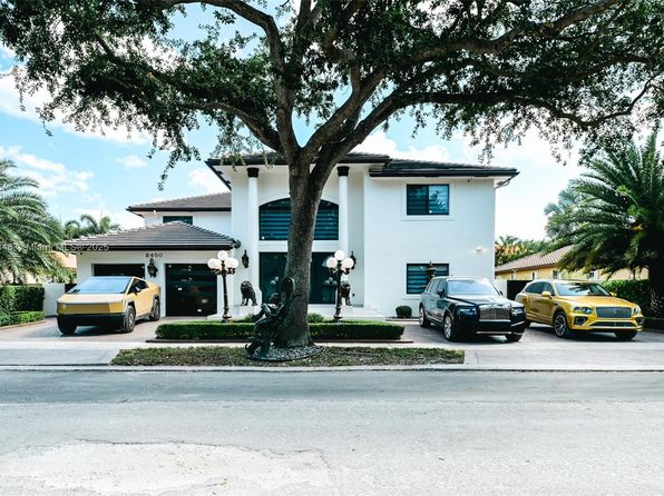 8450 NW 169th Ter