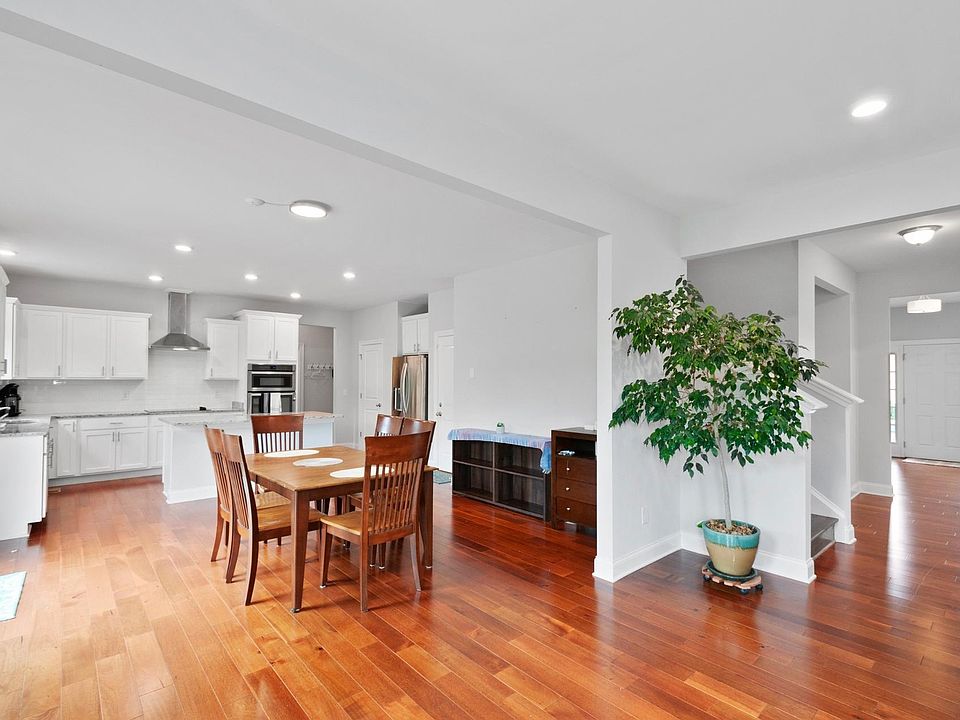 1st image of 4011 Ethan Ave
