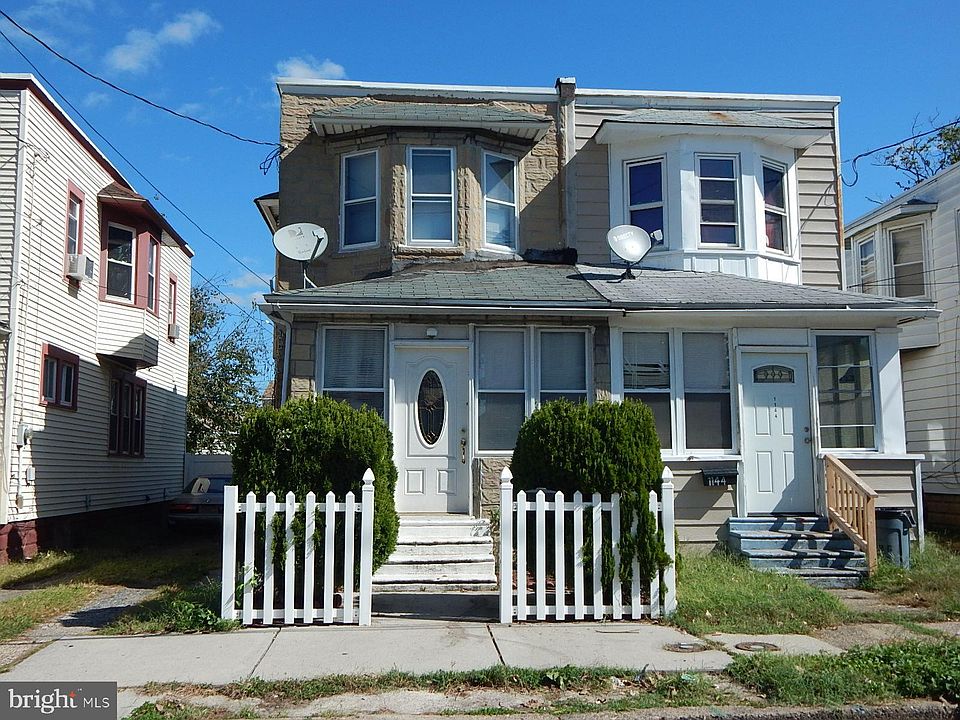 1st image of 1146 No 31 St