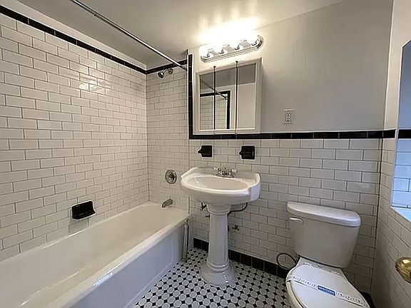 5th image of 3615 Greystone Ave APT 2E