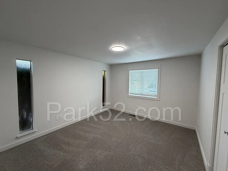 7716 19th Street Ct W — Photo 14