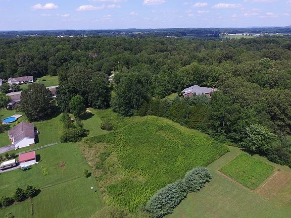 2nd image of 1215 Kyle Dr