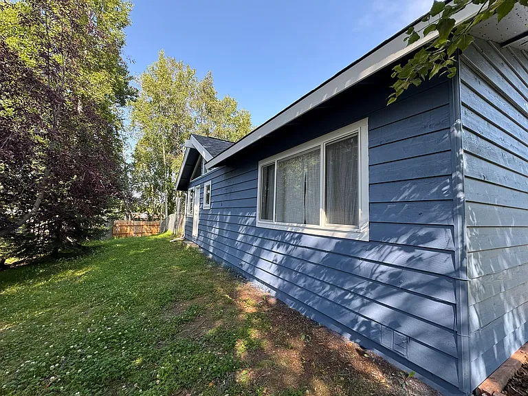 1233 Crescent Dr #1 — Photo 14