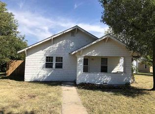 402 Olive St, Minneola, KS 67865