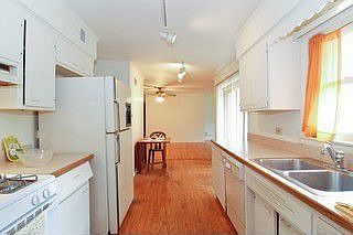 Kitchen / Breakfast Room