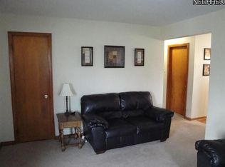 755 Tudor Ln, Boardman, OH