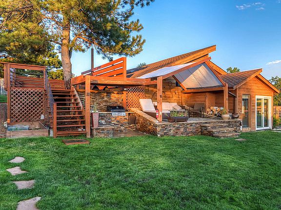 West outdoor living area