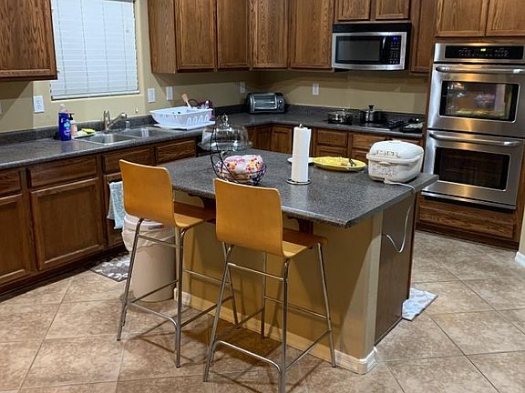 2nd image of 17417 W Saguaro Ln