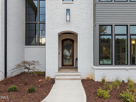 4th image of 7644 Falls Creek Ln