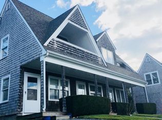 152 Tuckerman Ave NE #E1, Middletown, RI 02842