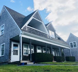 152 Tuckerman Ave #E1, Middletown, RI, 02842