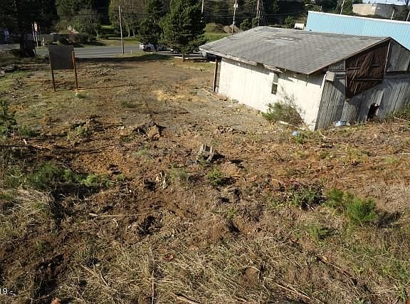 3rd image of 2204 SE Highway 101 Parcel A