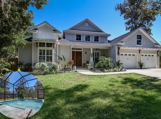 122 N 13th Ter, Fernandina Beach, FL 32034