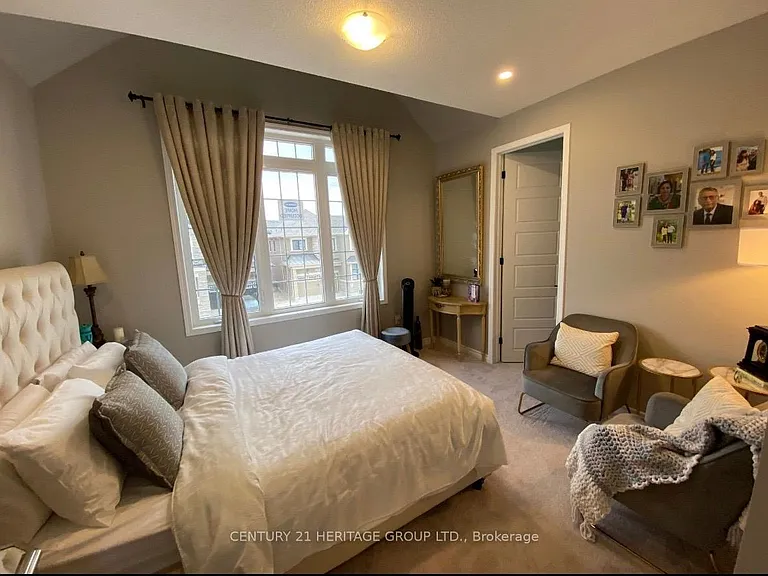 6 Morning Sparrow Dr #UPPER — Photo 18