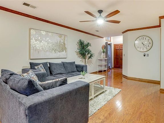 4th image of 2970 Woodruff Dr SE