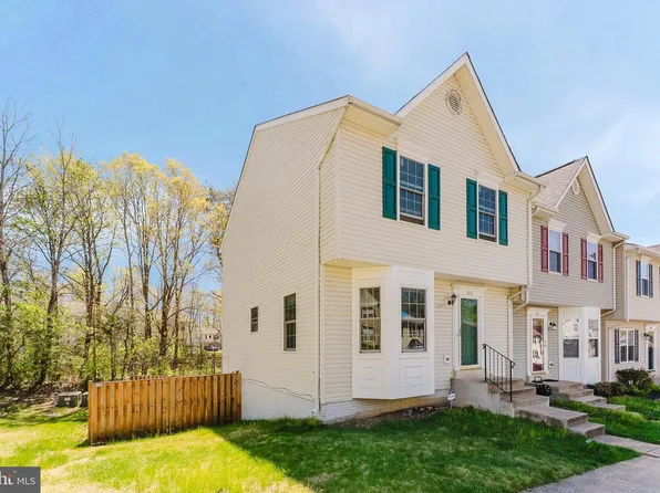 302 Kings Crest Dr, Stafford, VA 22554