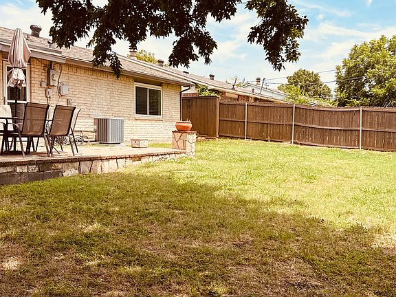 4th image of 153 W Way Dr
