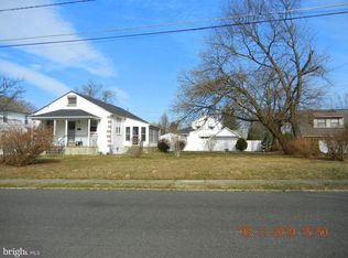 876 N Read Ave, Runnemede, NJ 08078