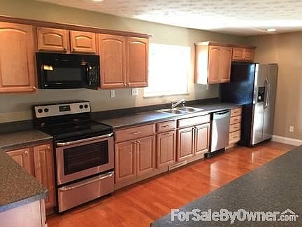 NEW KITCHEN