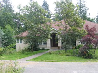 18916 SE 64th Way, Issaquah, WA 98027