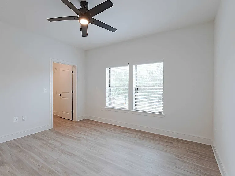 Tropia Luxury Apartments — Photo 114