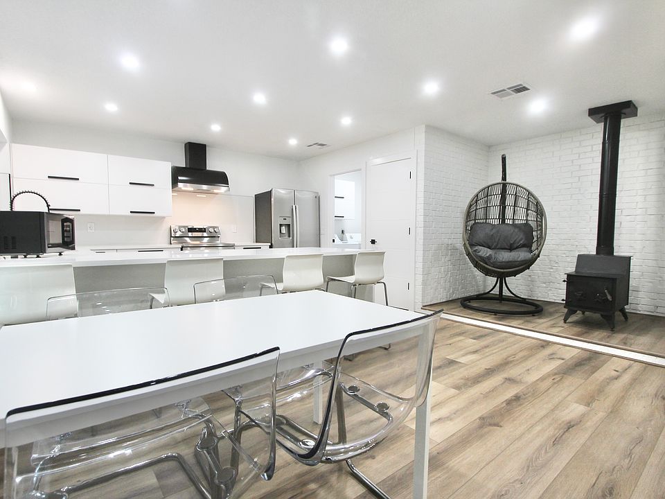 1st image of 8239 Roy Ln