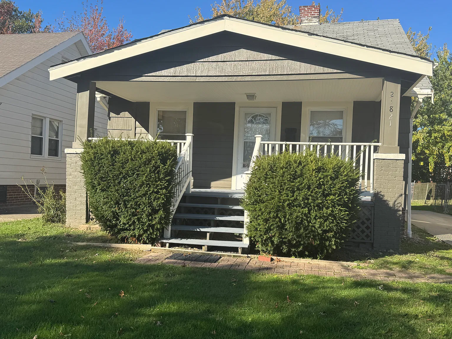 3 bed, 1.5 bath, 1200 sqft, $1,550 — Photo 2