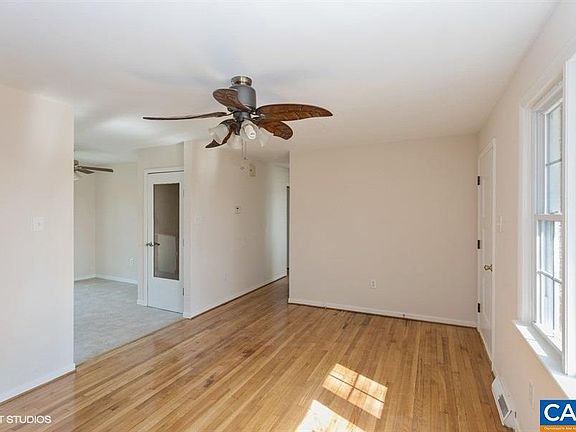 5th image of 1222 N Lakeshore Dr