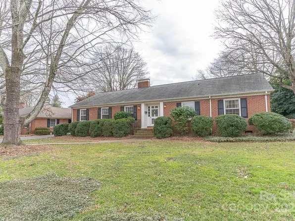 2541 Pinewood Rd, Gastonia, NC 28054