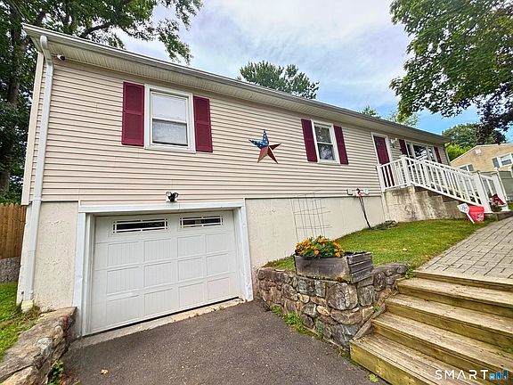 3rd image of 66 Greenview Drive