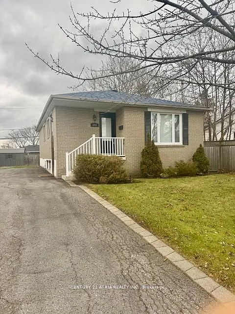 3 bed, $2,800 — Photo 1