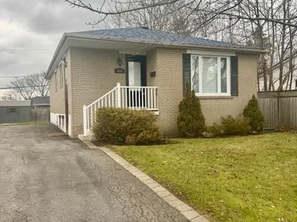 695 Annland St, Pickering, ON L1W 1A9
