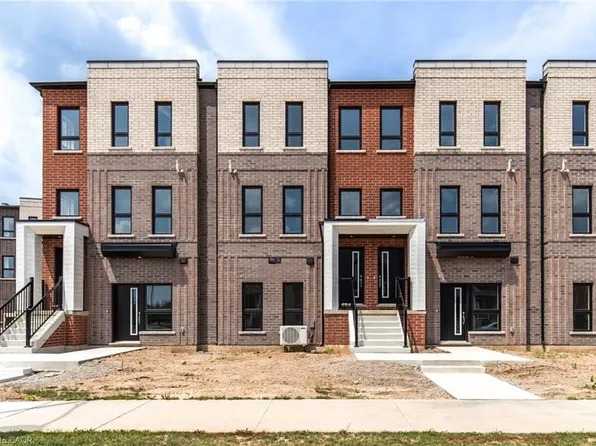 55 Great Falls Blvd, Hamilton, ON L8B 1X7