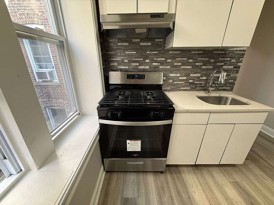 1st image of 5712 Hudson Ave #10E