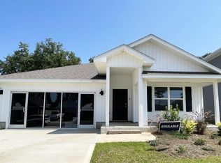 5217 Peach Dr, Pace, FL 32571