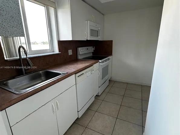 2475 NW 16th Street Rd APT 415, Miami, FL 33125