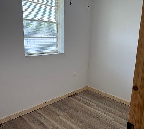5th image of 2035 Oneil Rd #B
