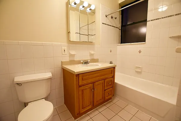 Rented by Bold New York | media 7