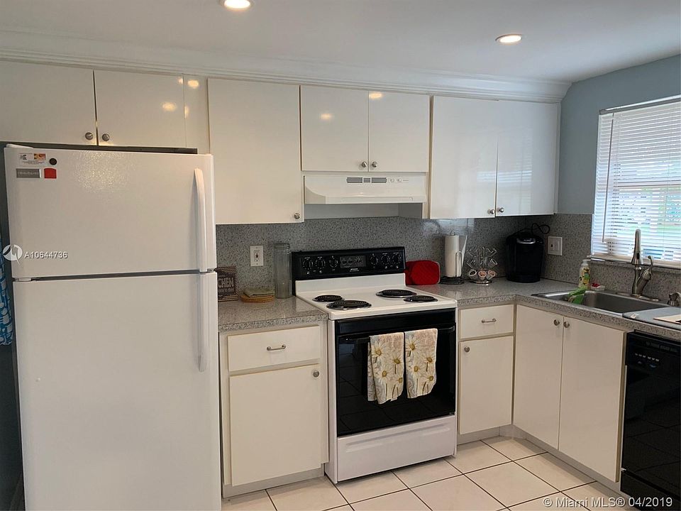 1st image of 10467 Sunrise Lakes Blvd APT 207